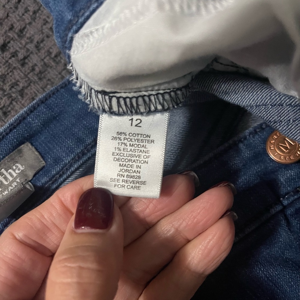 Martha Stewart Skinny Jeans with Peacock Embroidery Size 12 - Picture 11 of 12